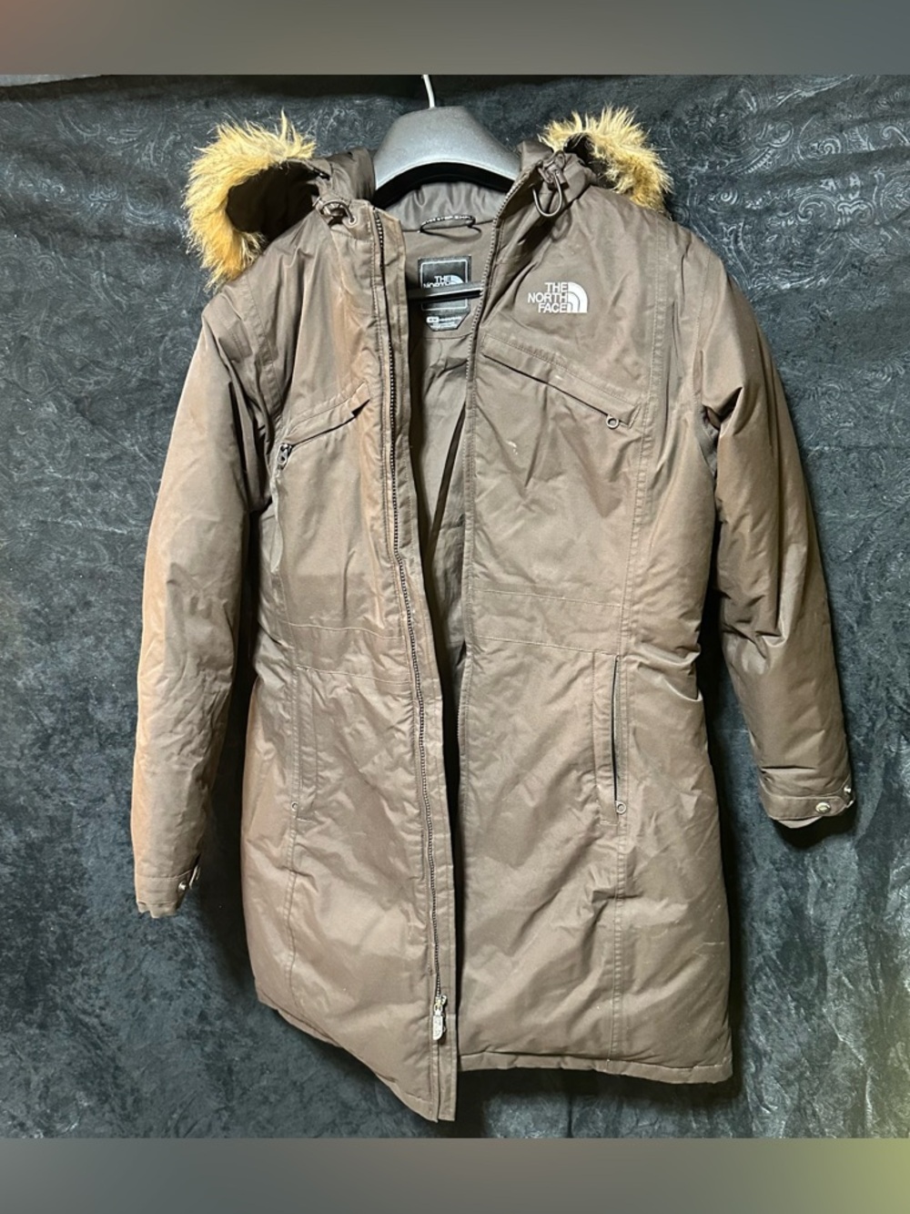 Like NEW! Hyvent The North Face M Women's Brown Parka Faux Fur Hood